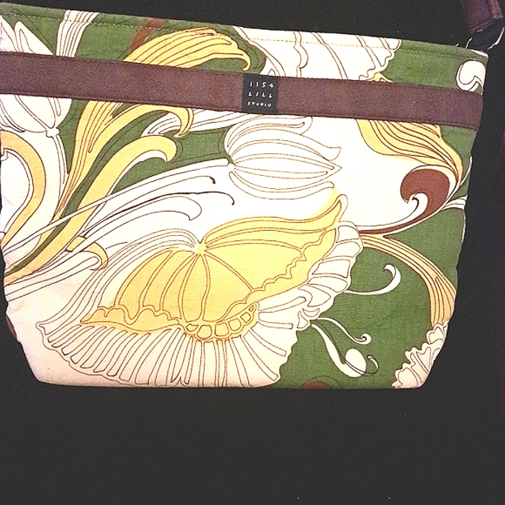 1154 LiLi Handbag - Picture 6 of 7